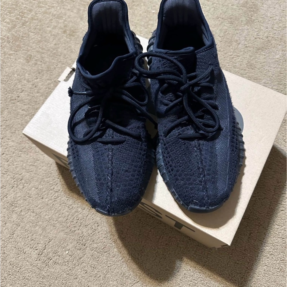 Yeezy by addidas